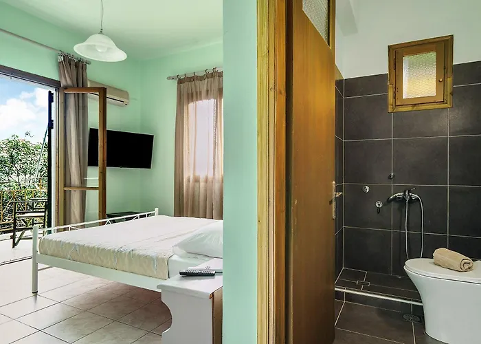 Old Boat Double 5 Nikiana