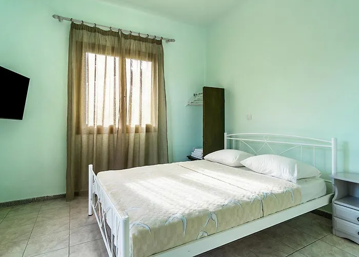 Old Boat Double 5 * Nikiána